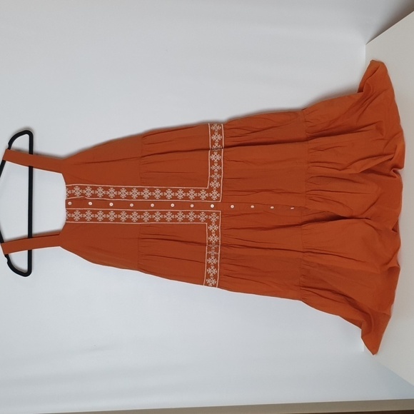Madewell Embroidered Tiered-Summer Dress - Picture 3 of 10